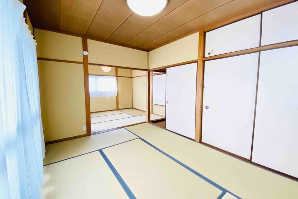48坪！道後温泉付近駐車場有り清潔さと設備の充実さが高評価 大切な家族仲間と広々とくつろげます Villa Matsuyama  Eksteriør billede